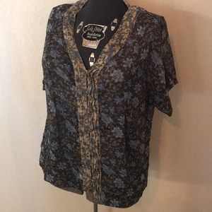 Converse blouse